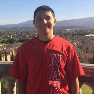 Meet your Posher, Efrain